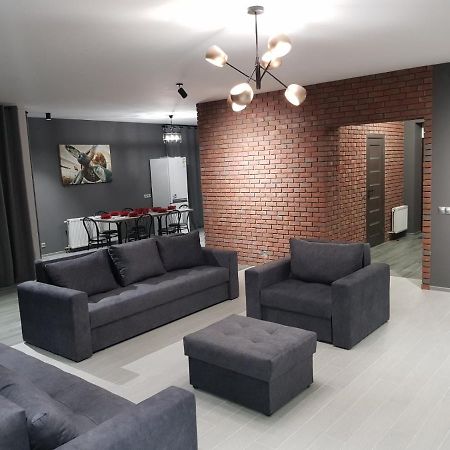 Uzhorod 3 Room Lovely House Εξωτερικό φωτογραφία