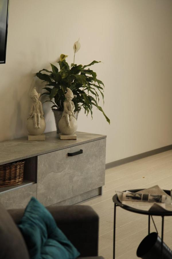 Uzhorod 3 Room Lovely House Εξωτερικό φωτογραφία