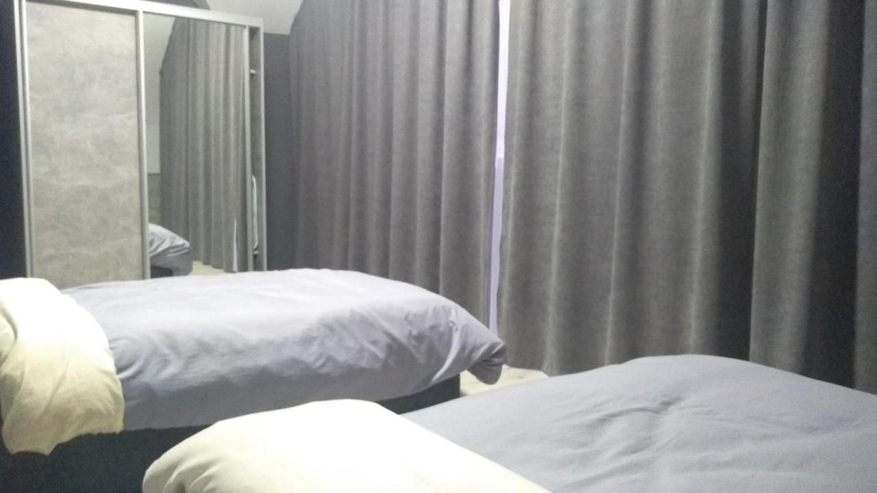 Uzhorod 3 Room Lovely House Εξωτερικό φωτογραφία