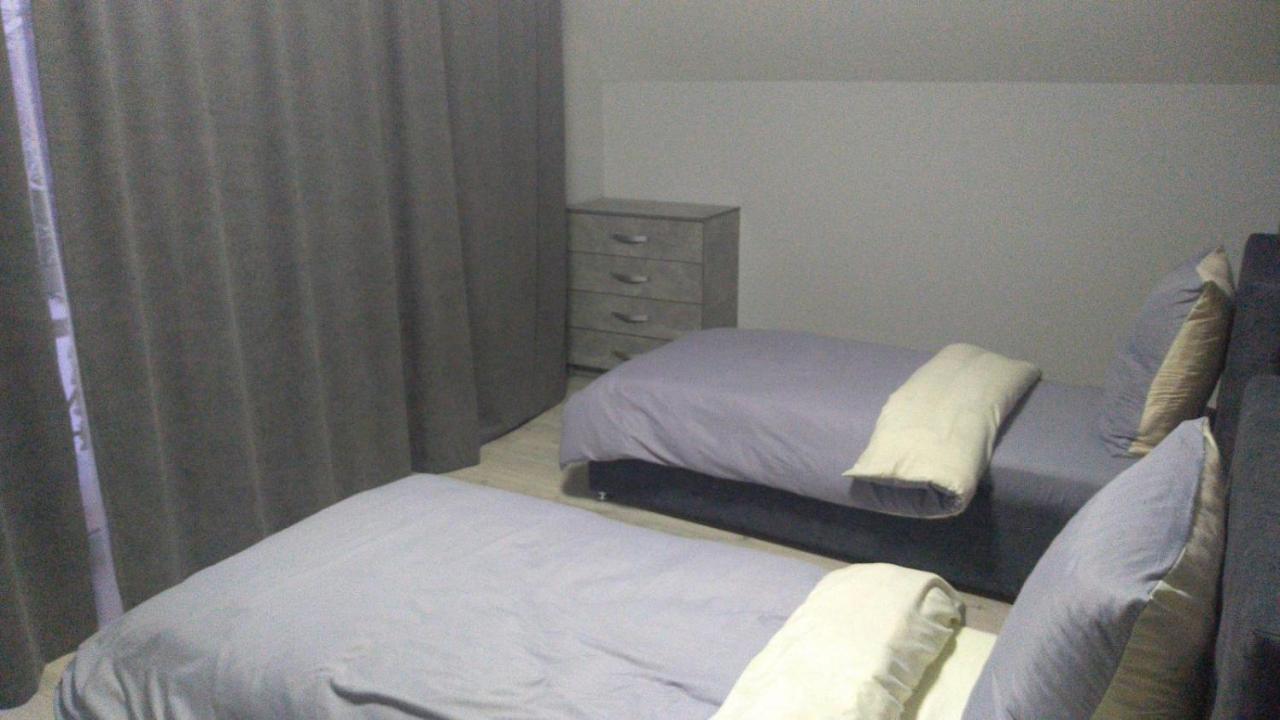Uzhorod 3 Room Lovely House Εξωτερικό φωτογραφία