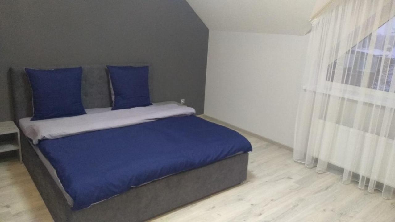Uzhorod 3 Room Lovely House Εξωτερικό φωτογραφία