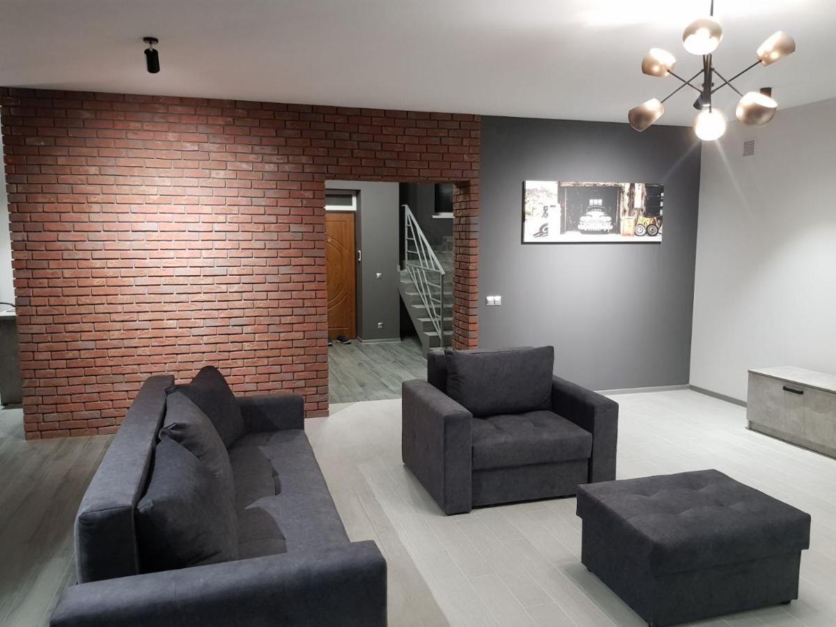 Uzhorod 3 Room Lovely House Εξωτερικό φωτογραφία