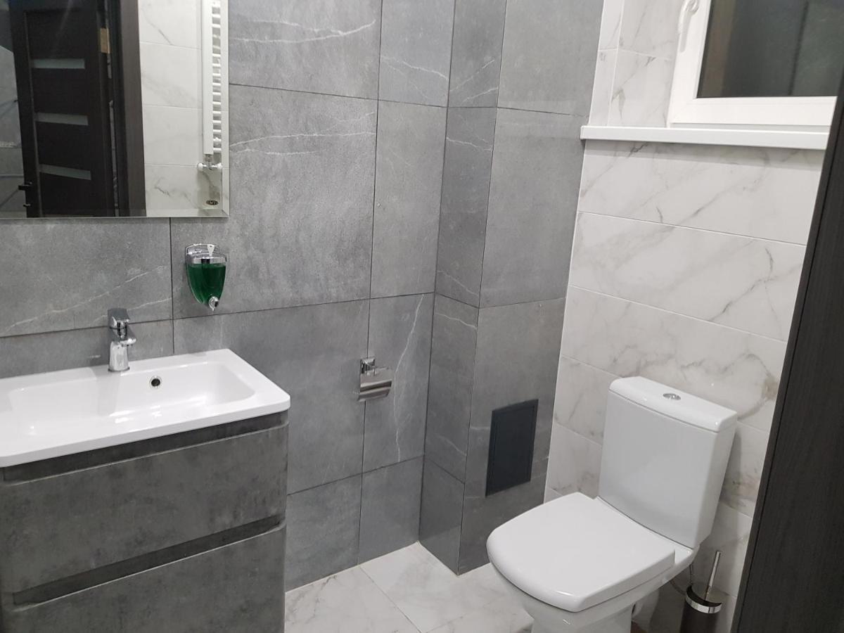 Uzhorod 3 Room Lovely House Εξωτερικό φωτογραφία